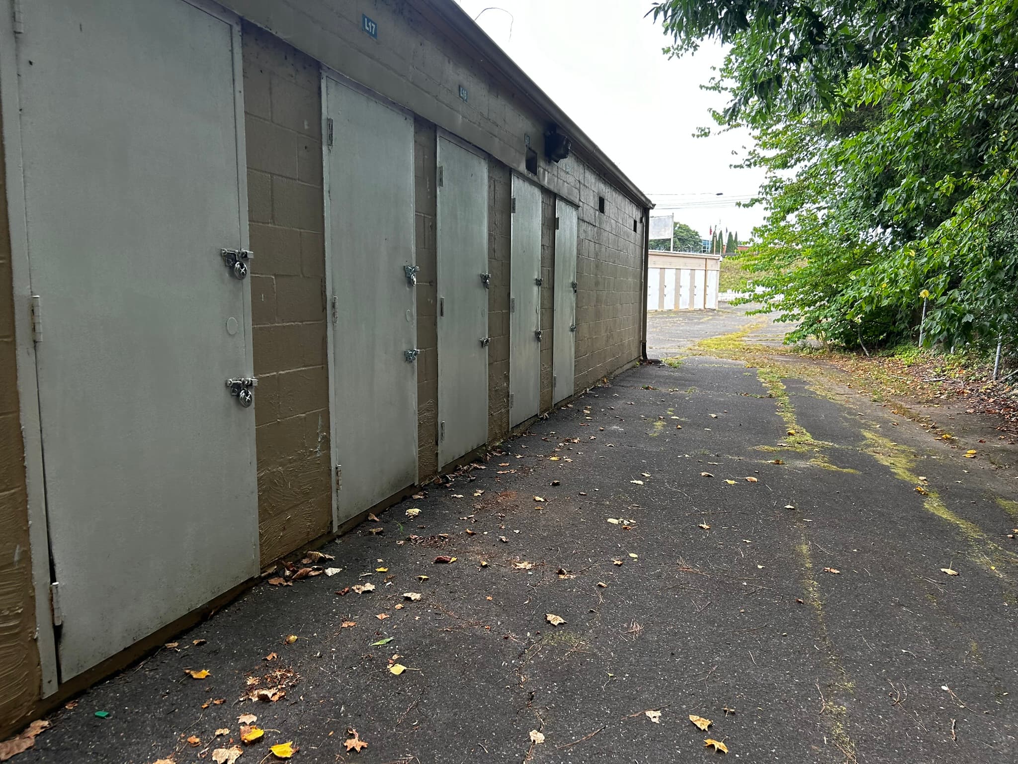 drive up storage units