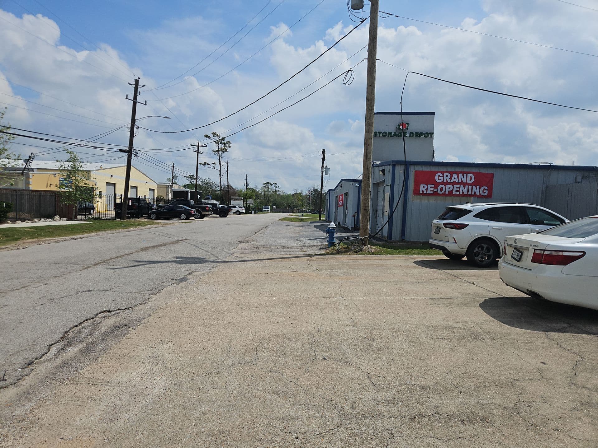 Storage Depot self storage mobile access